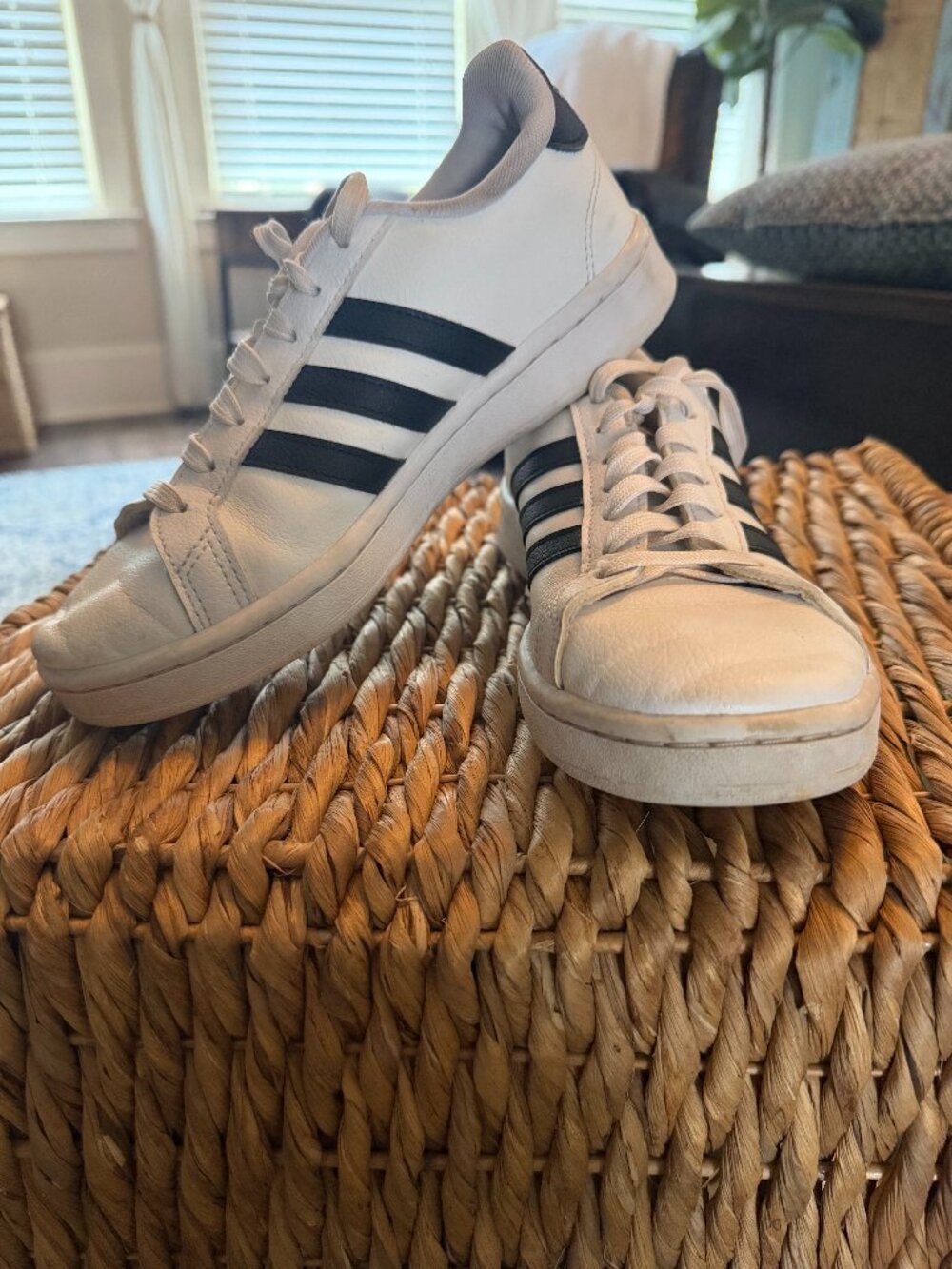 Adidas Sombas